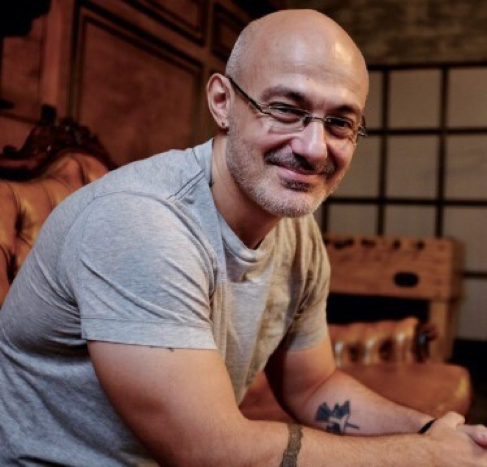 Валерий Примост — ведущий тура